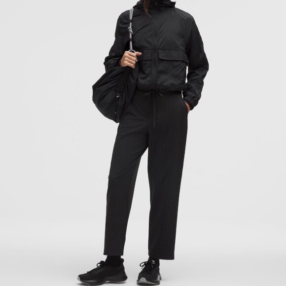 Daydrift High-Rise Tapered Trouser *Short - Picture 1 of 4